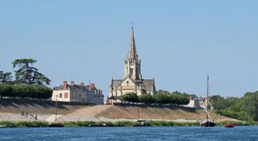 eglise-brehemont-my-loire-valley