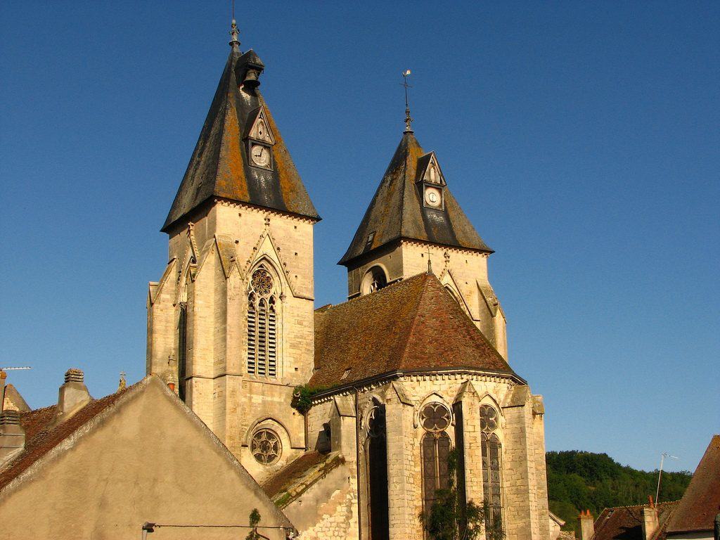 eglise St pierre Varzy nievre 