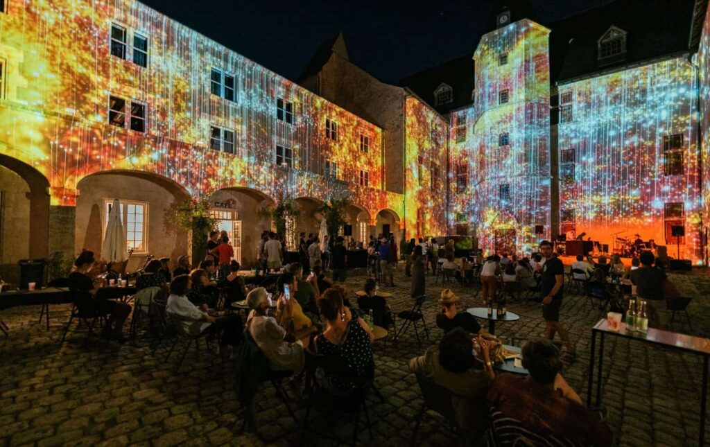 Spectacle nocturne château de Beaugency Loiret