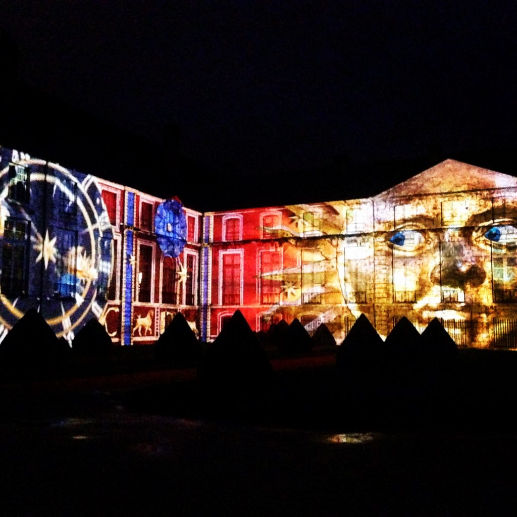 Chartres_en_Lumières -Jardins_de_l'Evêché - AuMonT - cc