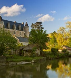 montresor-balcon-indrois-chateau-DSC_7335 1