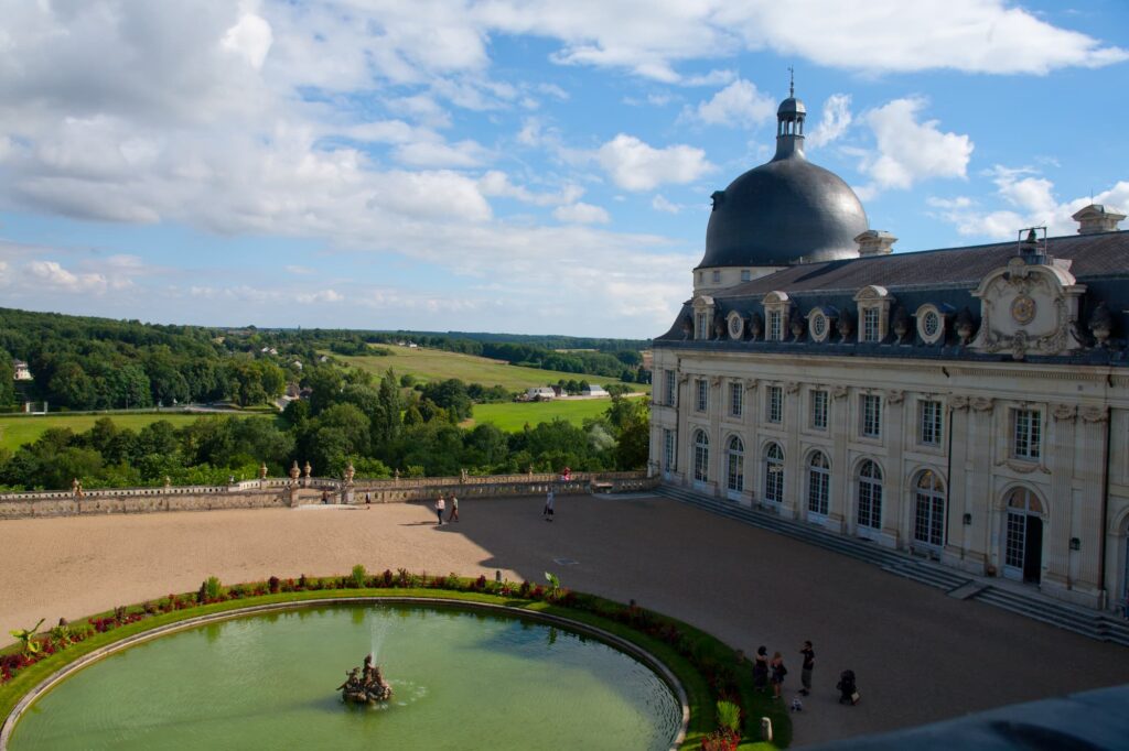 La-cour-d_honneur-valençay