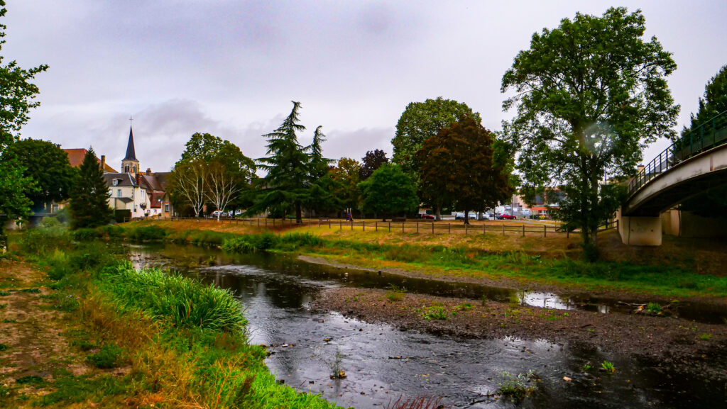 ardentes-indre--c-boussole-voyageuse