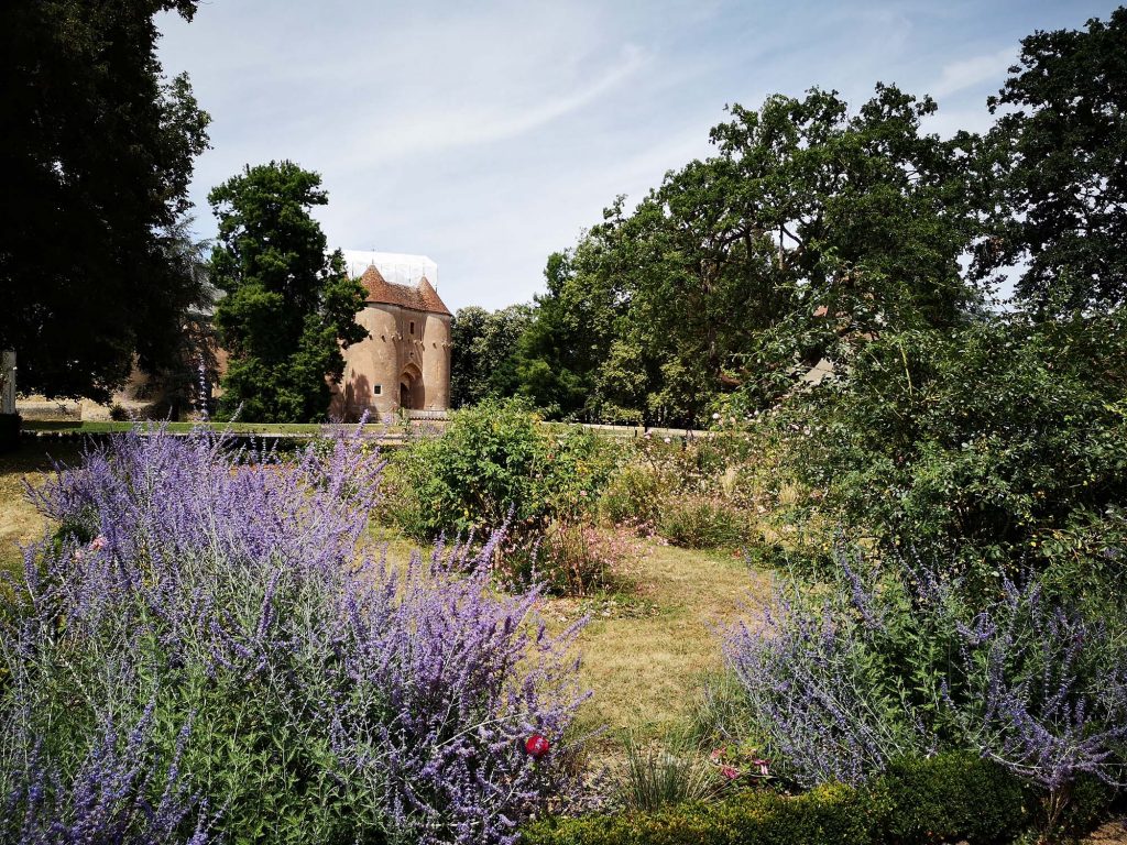 The family castle of Ainay-le-Vieil |  Loire valley