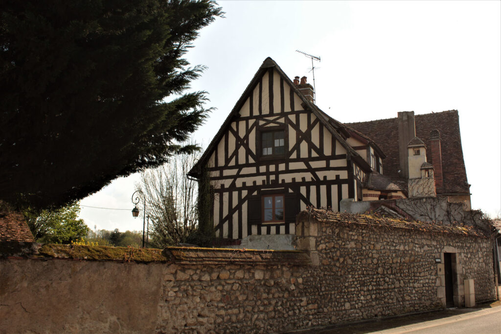 Maison Le Harlu, Léré