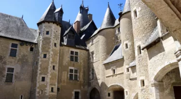 Chateau-Fougeres-sur-Bievre-9725_BMoriceau_CRT-CentreValdeLoire