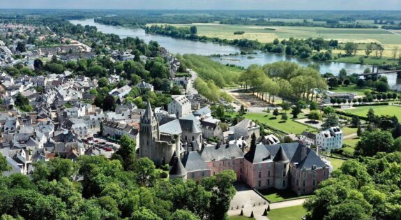 Vue aérienne sur Meun-sur-Loire