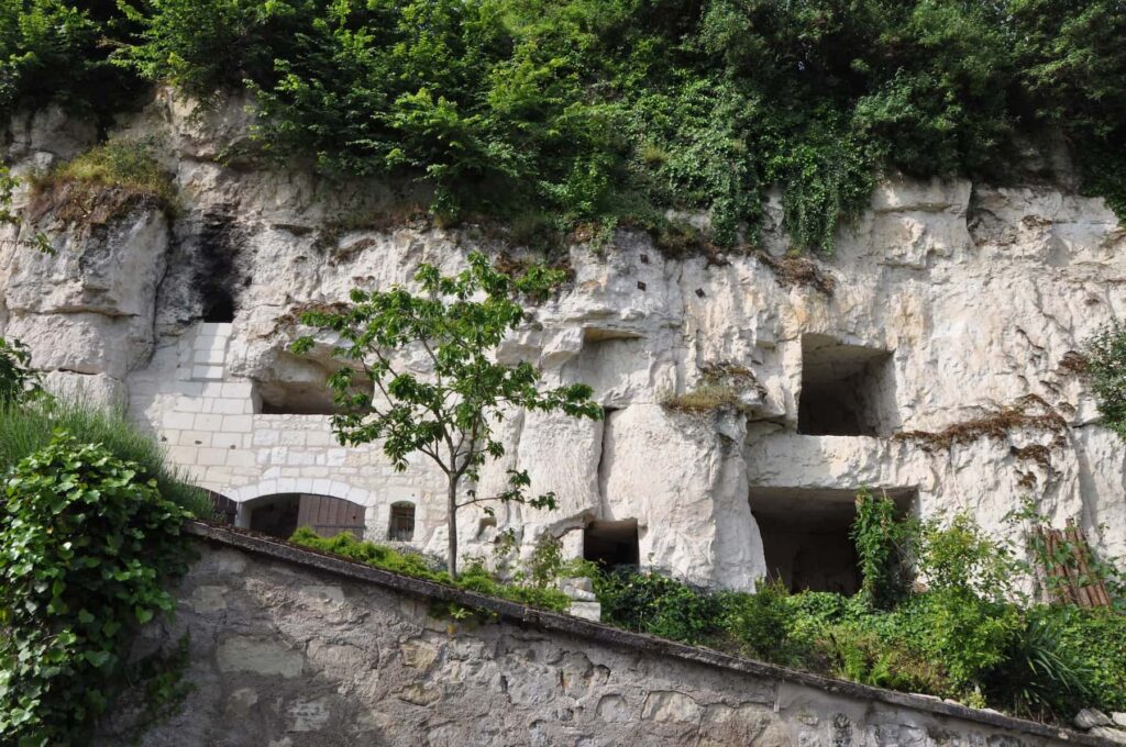 Montsoreau habitation troglodythe