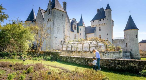 Paques château du Rivau