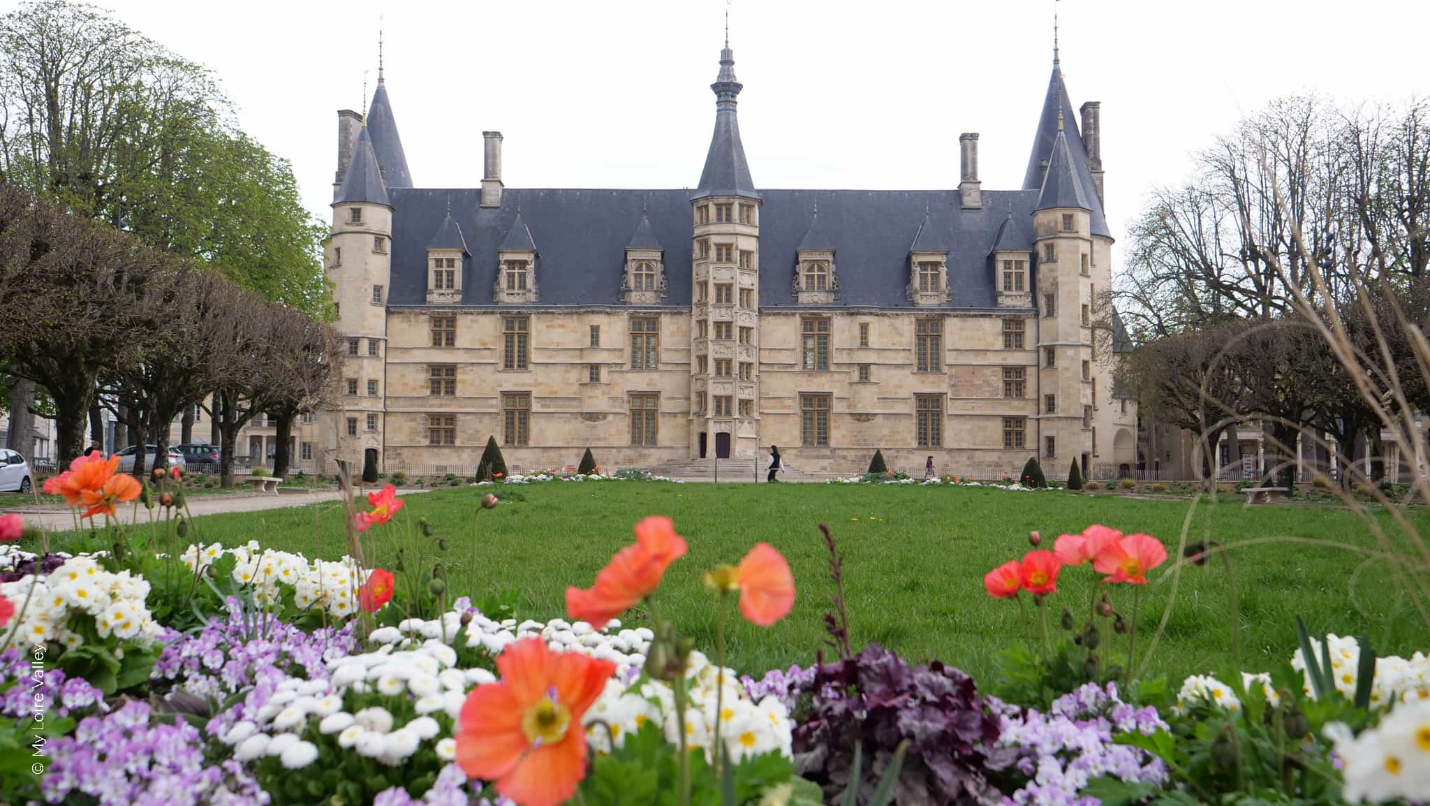 palais ducal nevers