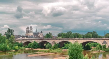 Orléans vue sur le pont George V © Les Photos de Clélia