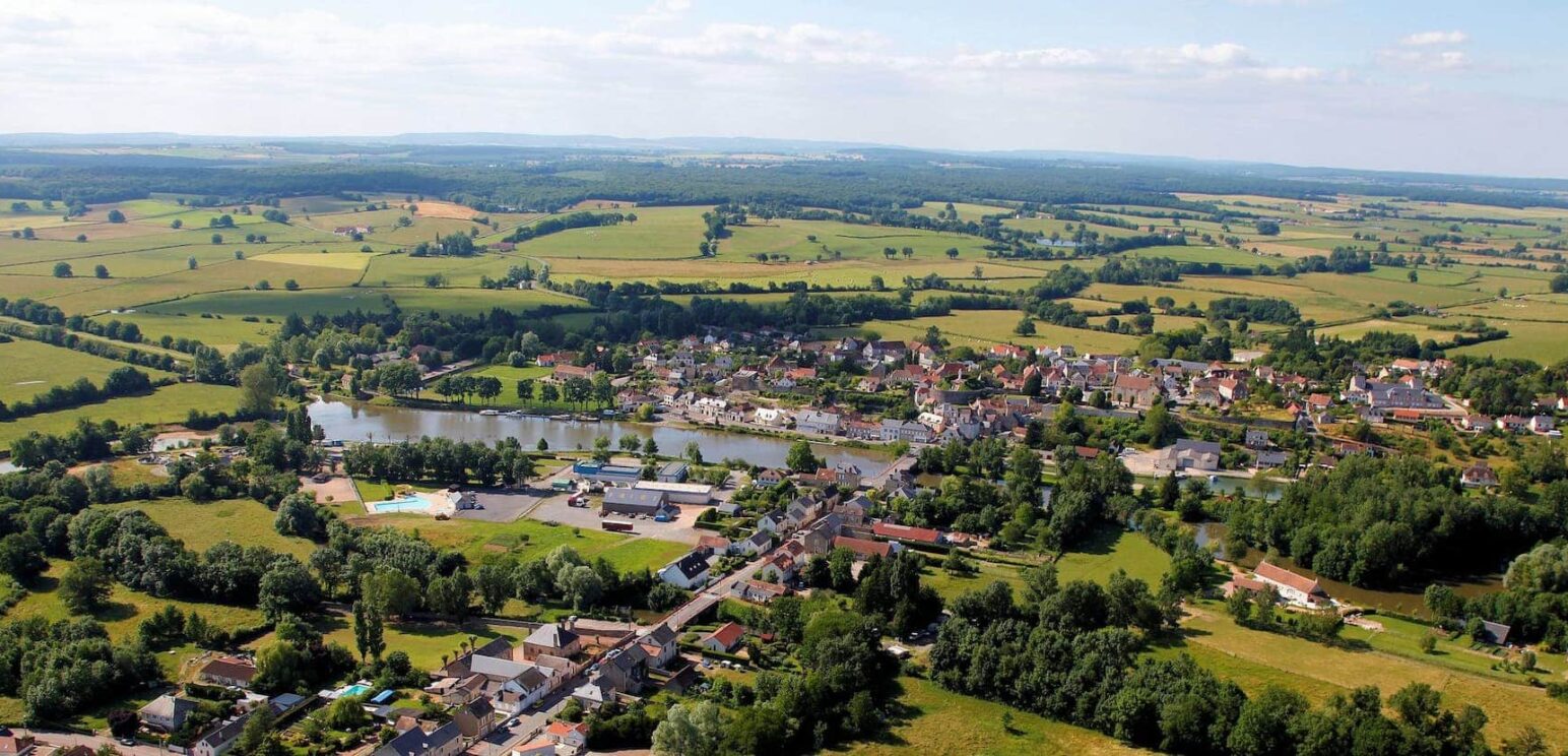 Cercy-la-Tour © Stéphane Vallé