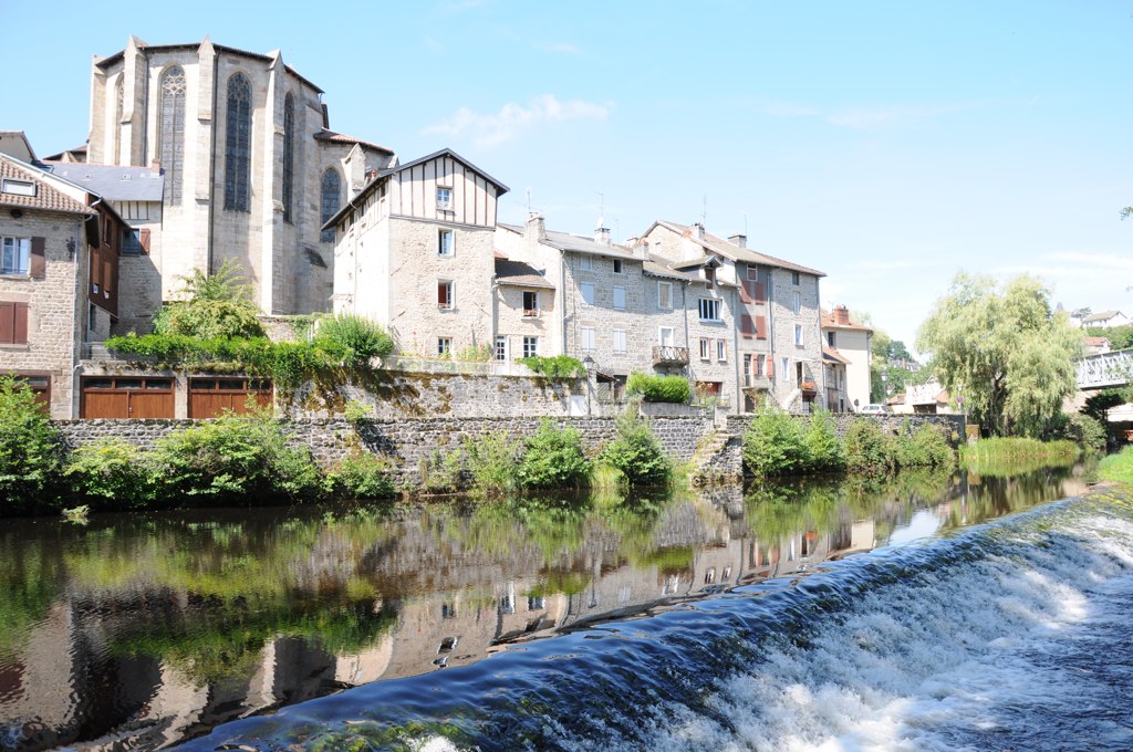 eymoutiers-haute-vienne-©-clogsilk-flickr.