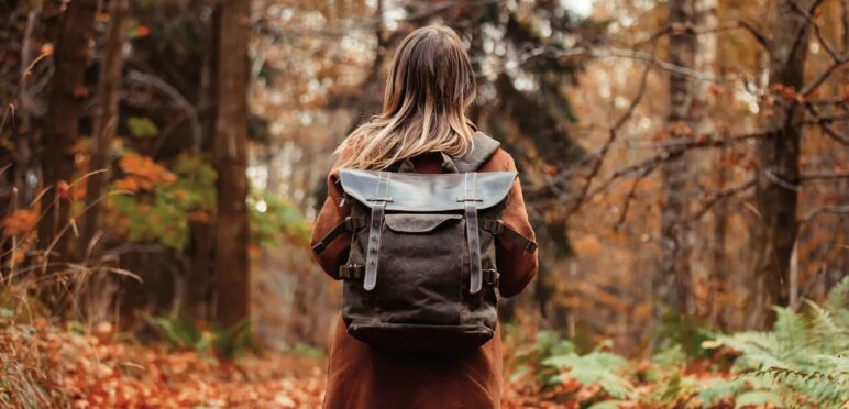 Fille dans la nature