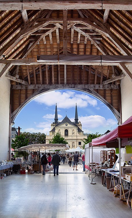 marchés indre et loire marché et halles de richelieu