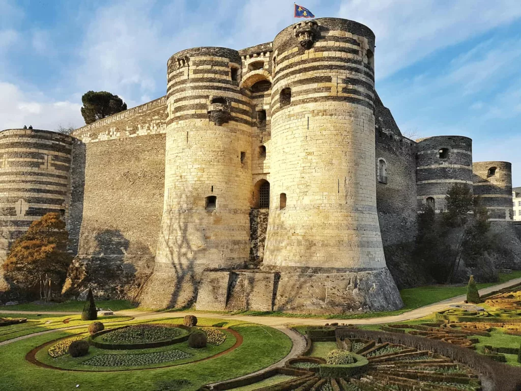 Visiter des monuments emblématiques de la vallée de la Loire en situation de handicap