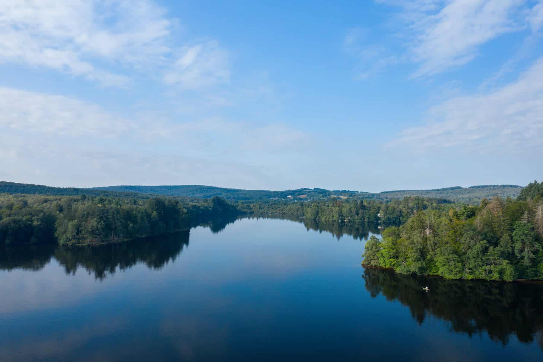 Le Lac des Settons dans la Nièvre