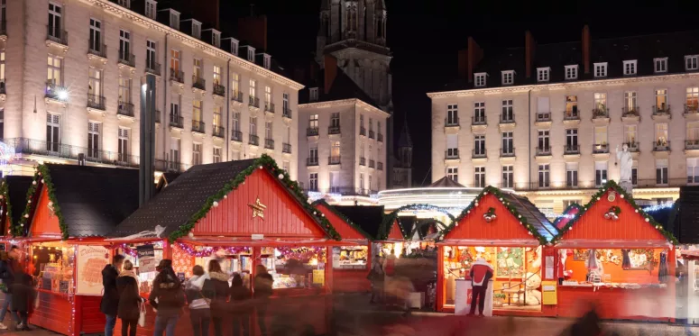 marché de noël nantes 2024 chalets idée de sortie famille amis couple cadeaux