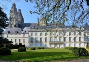 jardin du musée des beaux arts de tours © patrick